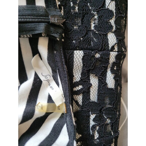 Soprano Fit and Flare Black Lace Stripe Sz M - Picture 5 of 6
